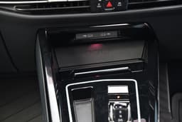 Volkswagen Golf Charging Ports