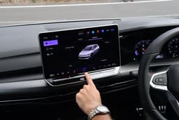 Volkswagen Golf Dashboard