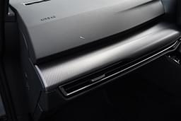 Volkswagen Golf Glove Box
