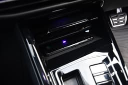 Volkswagen Golf Charging Ports