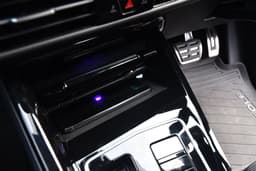 Volkswagen Golf Charging Ports