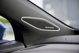 Volkswagen Id 4 Number Of Speakers 1