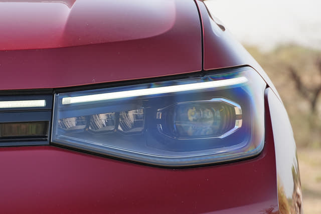 Headlight Image - 35679