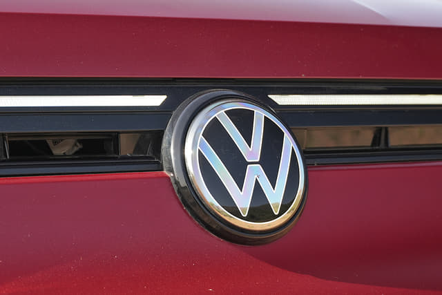 Front Logo Image - 35674