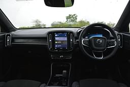 Volvo C40 Recharge Dashboard