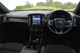 Volvo C40 Recharge Dashboard
