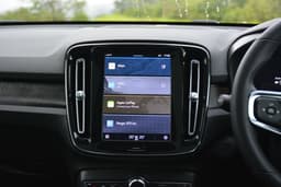 Volvo EC40 Dashboard