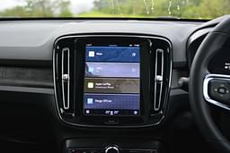 Volvo C40 Recharge Dashboard