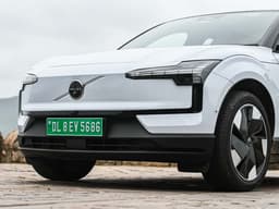 Volvo Ex30 Front Right Three Quarter