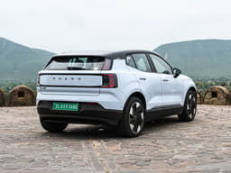 Volvo Ex30 Front Right Three Quarter