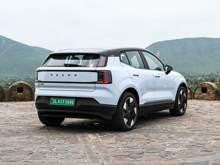 Front Right Three Quarter