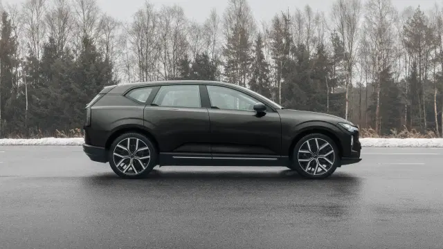 Volvo EX60 Right Side View