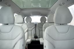 Volvo EX90 Headrests