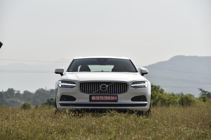 Volvo S90 Front View