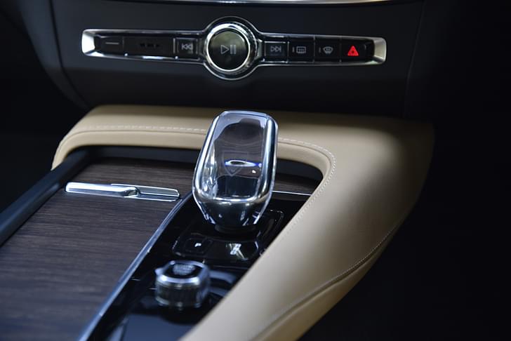 Volvo S90 Console Storage