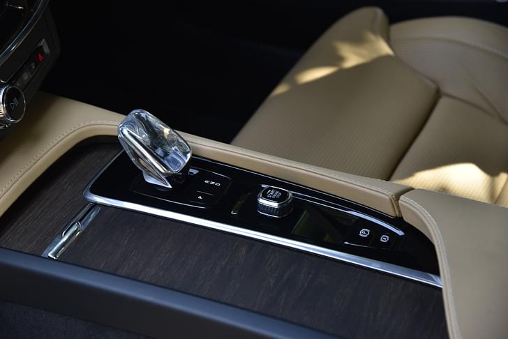 Volvo S90 Console Storage
