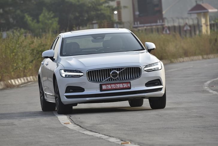 Volvo S90 Front View