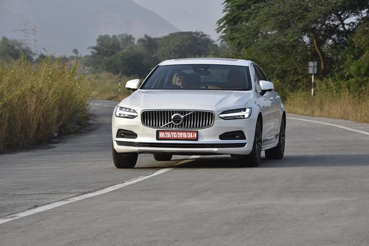 Volvo S90 Front View