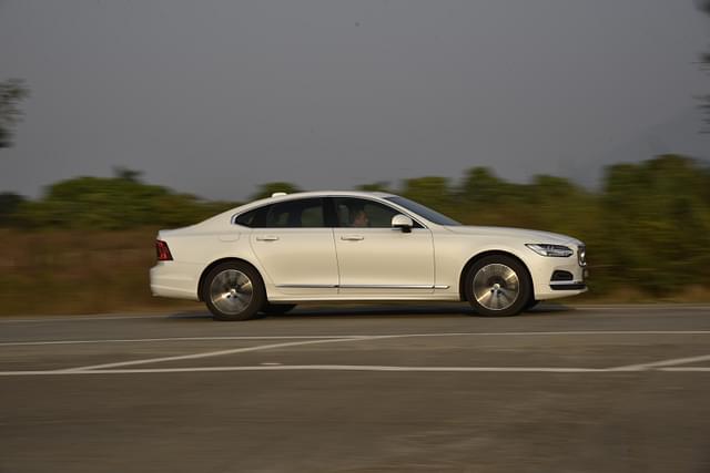 Alloy Wheels Image - 14542