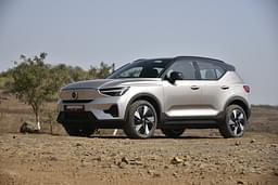 Volvo Xc40 Recharge Front Right Three Quarter