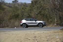 Volvo Xc40 Recharge Color Silver