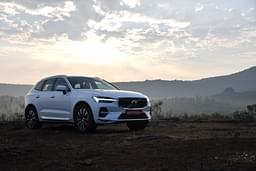 Volvo Xc60 Front Left Three Quarter
