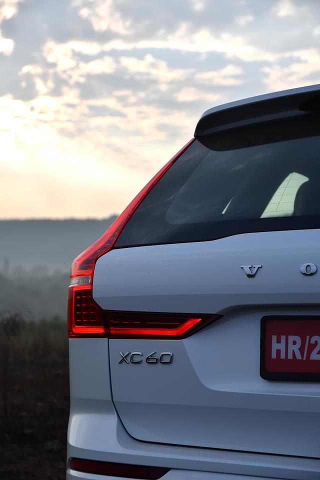 Rear View Image - 6606
