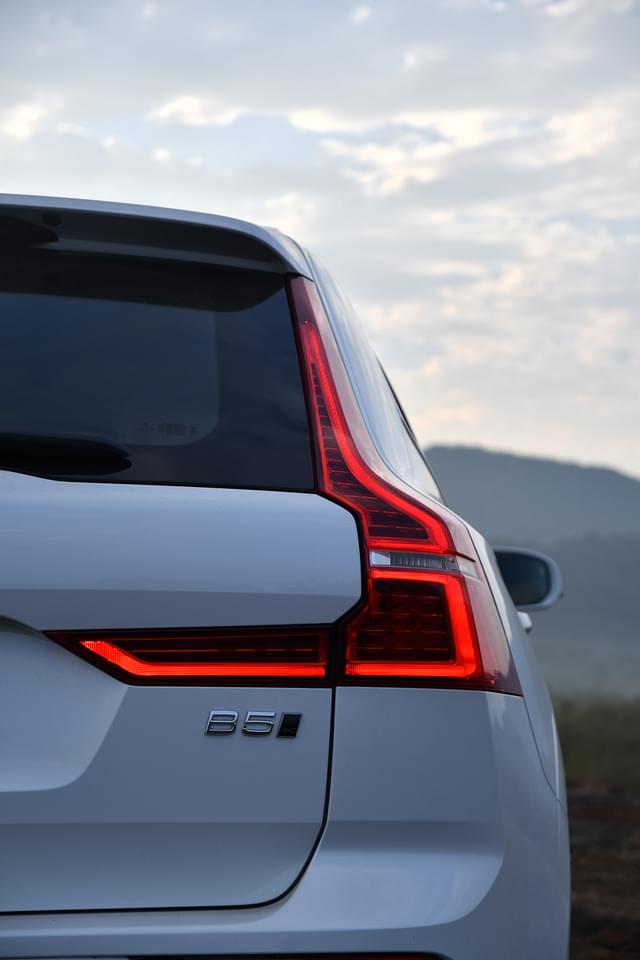 Rear View Image - 6610