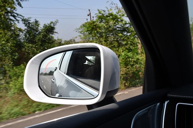 Exterior Door Handle Colour Body Coloured Image - 6697