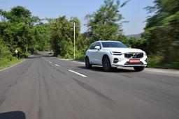 Volvo Xc60 Front Right Three Quarter