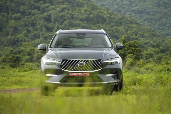 Volvo Xc60 Front View