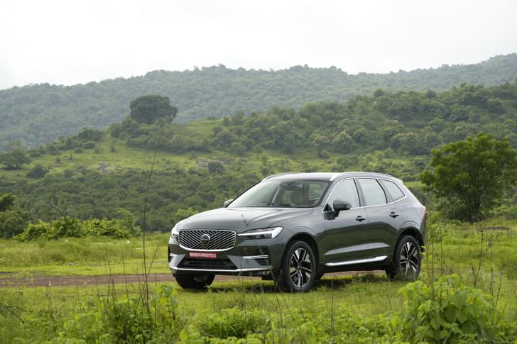 Volvo Xc60 Front Left Three Quarter