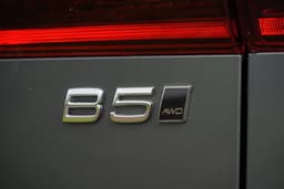 Volvo XC60 Rear View