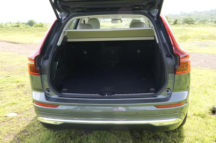 Volvo Xc60 Rear View