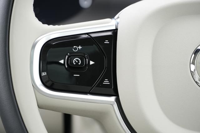 Color Black Image - 20222