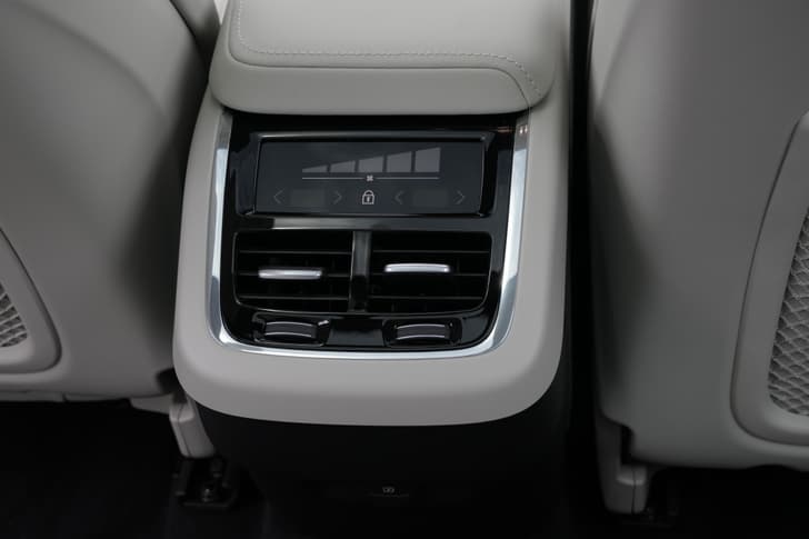 Rear Ac Vents