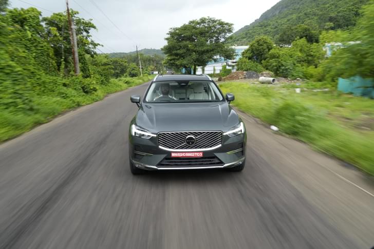 Volvo Xc60 Front View