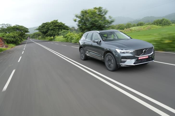 Volvo Xc60 Front Right Three Quarter