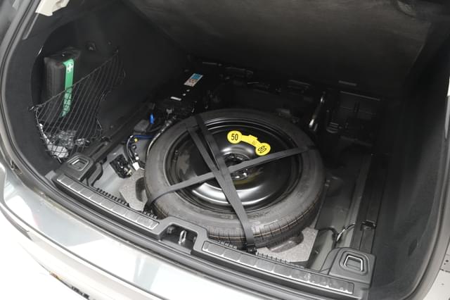 Rear View Image - 20192