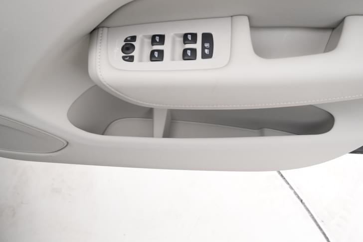 Volvo Xc60 Door Controls