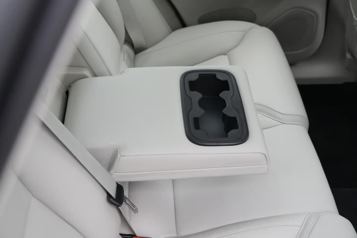 Volvo Xc60 Rear Armrest Cup Holders