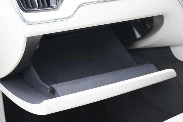 Volvo Xc60 Glove Box