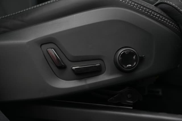 Door Controls Image - 14216