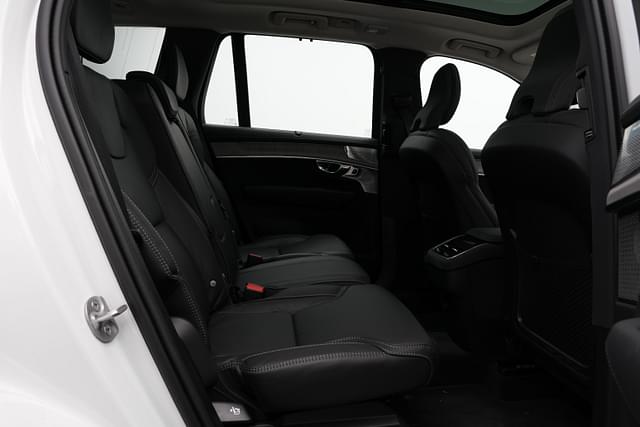 Second Row Seats Image - 14324