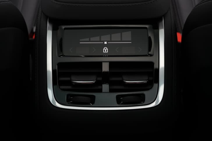 Volvo XC90 Infotainment System