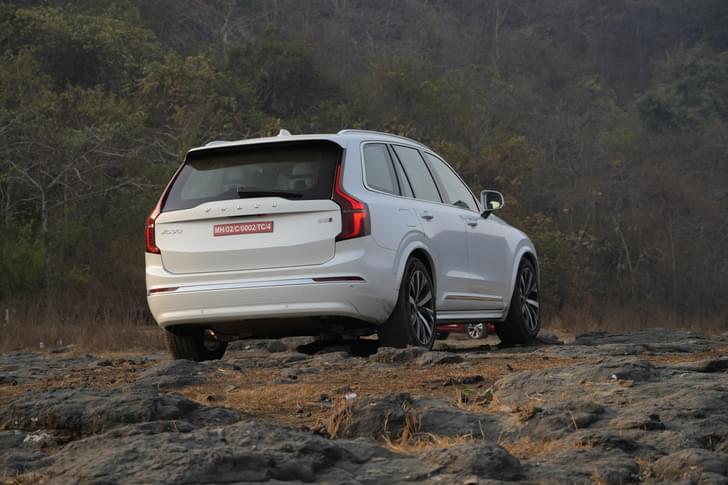 Volvo Xc90 Rear View