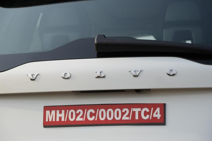 Volvo Xc90 Rear View