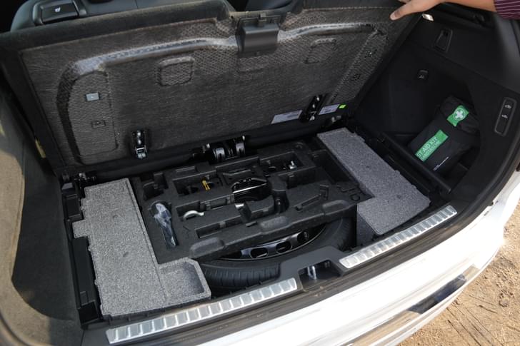 Volvo Xc90 Rear View