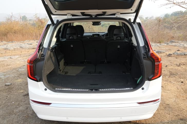 Volvo Xc90 Rear View
