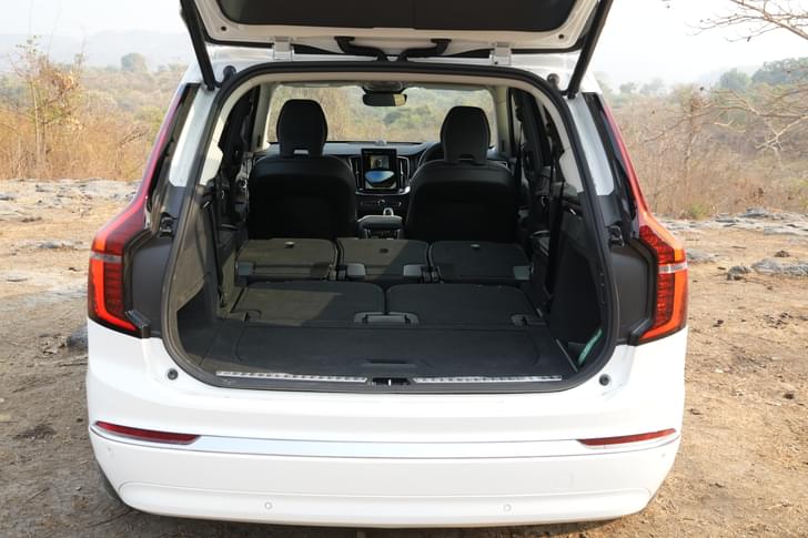 Volvo Xc90 Rear View